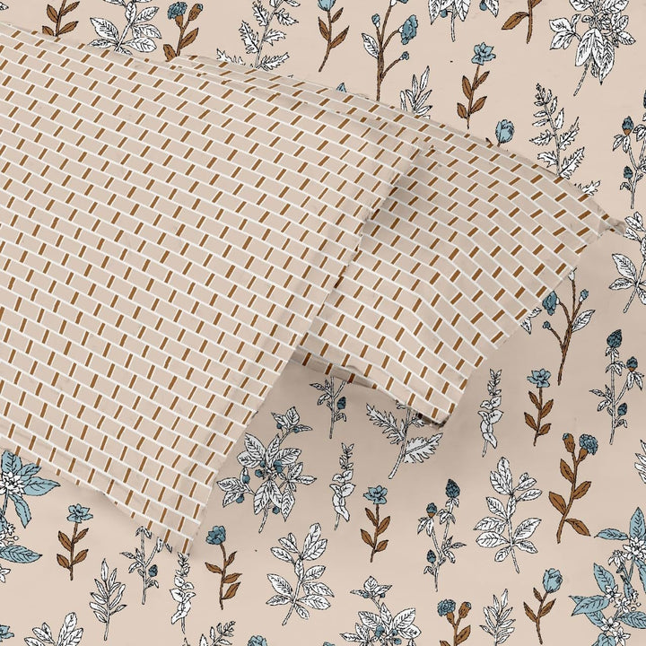 180TC Cotton Printed Fitted Bedsheet with Pillow Covers - Carnations