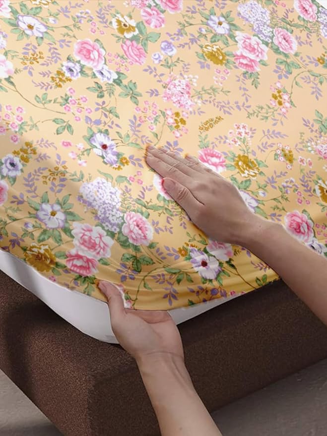 100% Cotton 180 TC Cotton Printed Fitted Bedsheet with Pillow Covers -Brown vintage woods