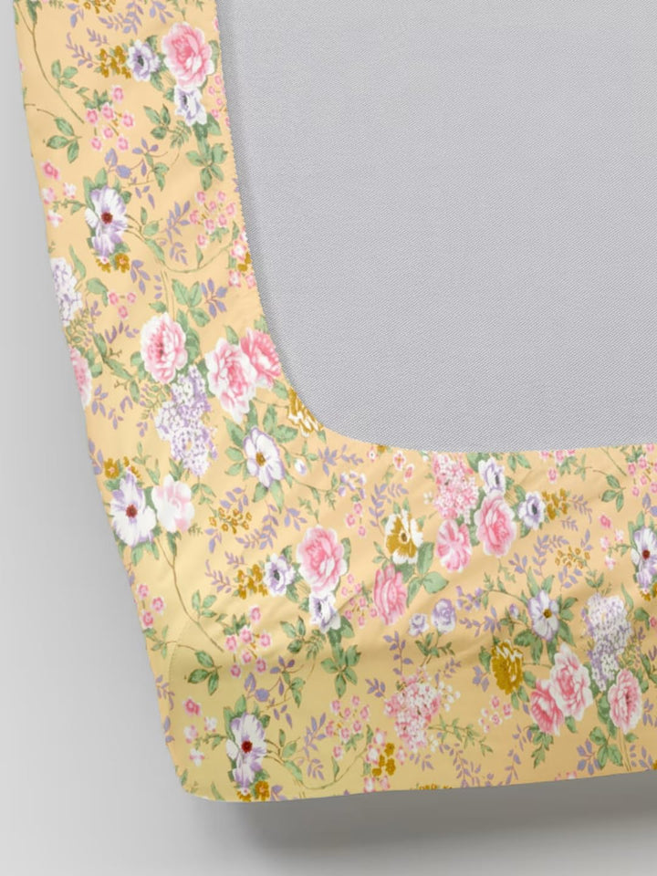 100% Cotton 180 TC Cotton Printed Fitted Bedsheet with Pillow Covers -Brown vintage woods