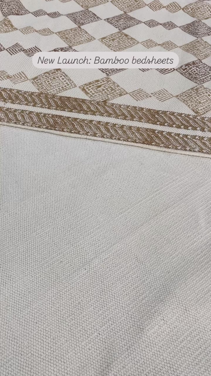 300TC Bamboo Weave Flat Bedsheet with Pillow Covers